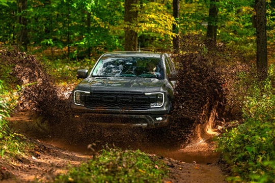 Ford muốn chế tạo 'chiếc Porsche địa hình' của riêng mình