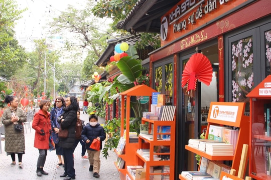 Hà Nội có thêm phố sách xuân Hạ Hồi phục vụ công chúng