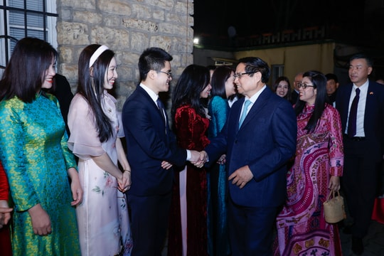 Tạo điều kiện thuận lợi để cộng đồng người Việt tại Czech hội nhập hơn nữa vào xã hội sở tại