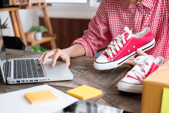 Bộ Công Thương đề xuất quy định mới quản hàng triệu người bán hàng online