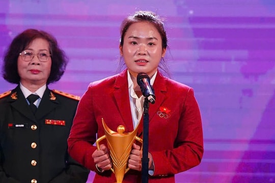 Nữ vận động viên canoeing xin nghỉ tập do bị chậm trả lương là ai?