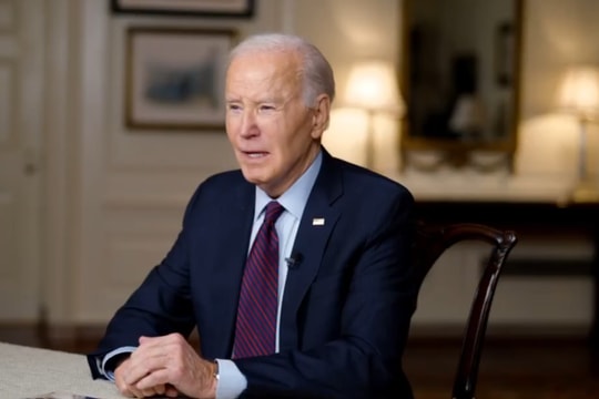 Ông Biden ân xá cho các thành viên gia đình trước khi rời nhiệm sở
