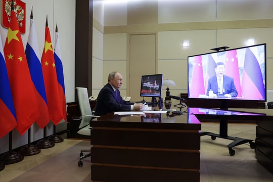 Chủ tịch Tập Cận Bình và Tổng thống Vladimir Putin hội đàm trực tuyến
