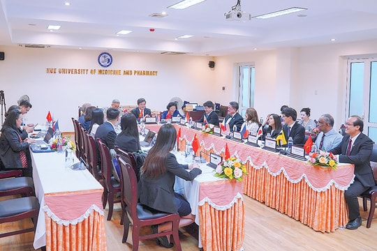 Hợp tác quốc tế giúp trường Đại học Y - Dược, Đại học Huế thích ứng nhanh với đổi mới sáng tạo