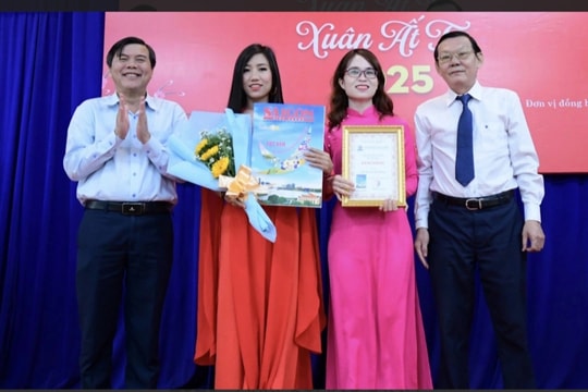Hội Nhà báo TP.Hồ Chí Minh trao giải Bìa báo xuân Ất Tỵ 2025