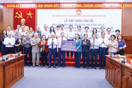 Công đoàn Ngân hàng Việt Nam: Vượt mọi thử thách, đồng hành cùng sự phát triển của ngành