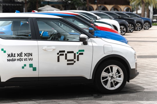 Khách thuê xe FGF: Ấn tượng với dịch vụ chuyên nghiệp và dàn xe đẳng cấp của thương hiệu số 1 thị trường