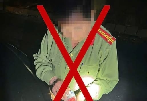 Gia Lai: Người đàn ông U70 mua đồ Công an mặc để được bỏ qua vi phạm giao thông