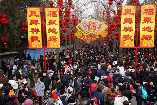 Hàng triệu người dân Trung Quốc đổ về quê ăn Tết Nguyên đán