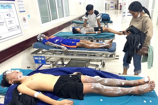 Tai nạn pháo nổ tăng cao, một nam sinh vừa mất vĩnh viễn các ngón tay