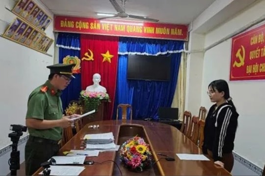 Bắt đối tượng truy nã cầm đầu đường dây đưa 5 người sang Campuchia trái phép