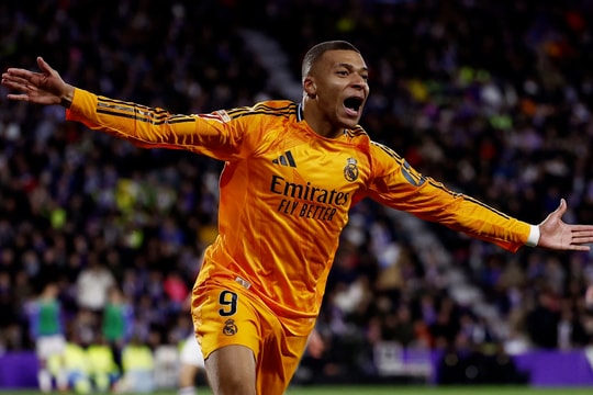 Mbappe ghi hat-trick đầu tiên cho Real Madrid