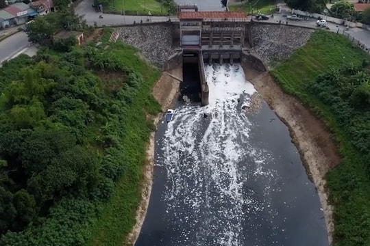 Khẩn trương xử lý ô nhiễm trên lưu vực sông Nhuệ - Đáy