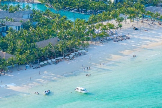 Phú Quốc tấp nập đón khách ngoại những ngày cận Tết