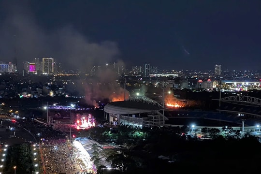 Hà Nội thông tin chính thức về drone rơi, gây cháy đám cỏ tại Mỹ Đình