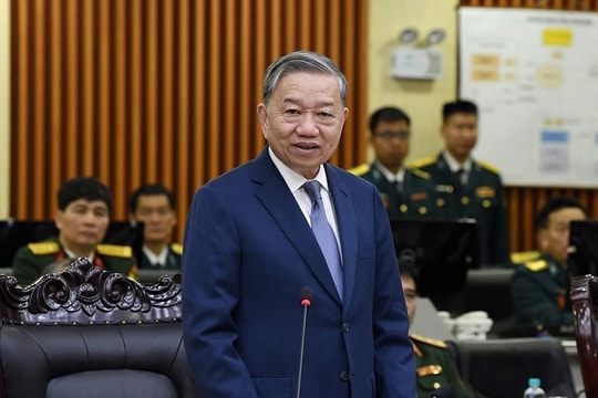 Tổng Bí thư Tô Lâm kiểm tra công tác ứng trực, chúc Tết Quân chủng Phòng không - Không quân