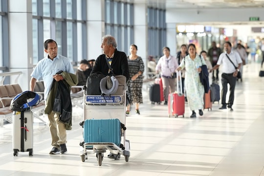 Hơn 1,1 triệu khách di chuyển qua 3 cảng hàng không lớn nhất cả nước