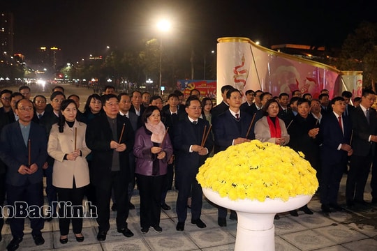 Lãnh đạo tỉnh Bắc Ninh dâng hương tưởng nhớ Đức vua Lý Thái Tổ đêm giao thừa