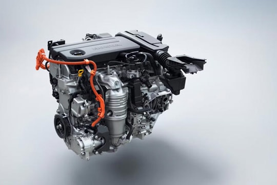 Công nghệ hybrid: Cầu nối giữa xe điện và động cơ đốt trong