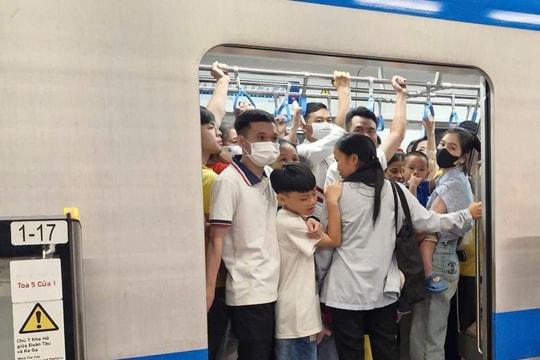 Metro TP HCM tăng hàng chục chuyến phục vụ người dân dịp Tết