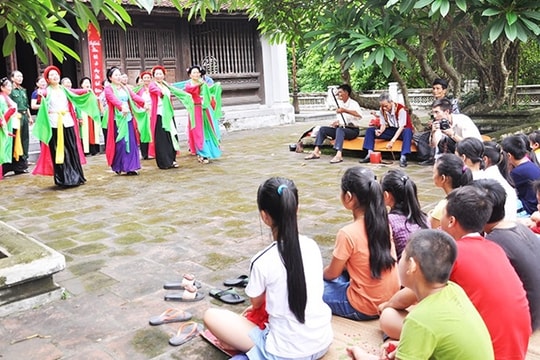 Học tập và làm theo tư tưởng, đạo đức, phong cách Hồ Chí Minh về phát huy giá trị văn hóa, con người Hưng Yên