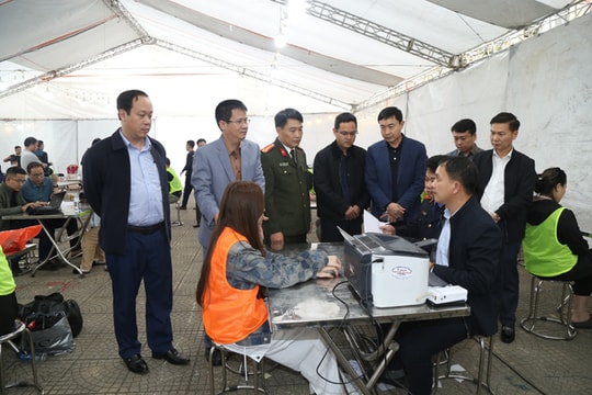 Lãnh đạo Bộ Công an đề nghị mở rộng điều tra đường dây lừa đảo hơn 13.000 người