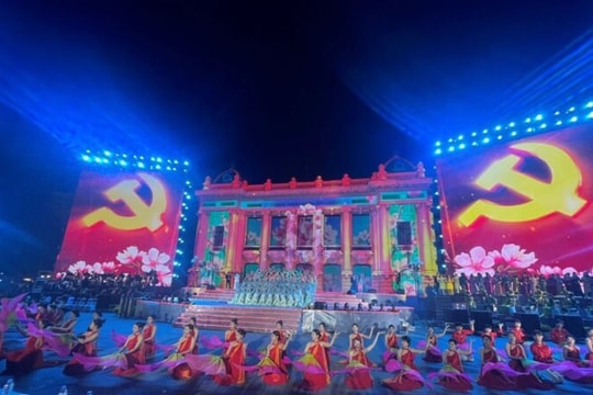 Đặc sắc chương trình nghệ thuật '95 năm – Ánh sáng soi đường'