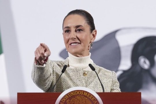 Canada và Mexico đồng ý nhượng bộ, được ông Trump tạm dừng áp thuế