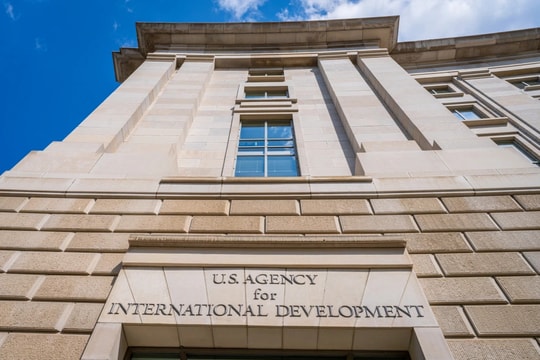 Cơ quan viện trợ USAID là gì và tại sao lại bị ông Trump đóng cửa?