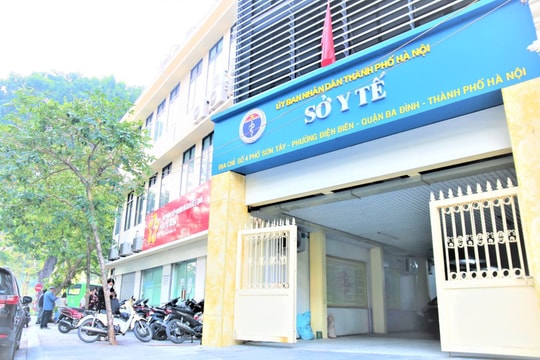 Bắt tạm giam một trưởng phòng thuộc Sở Y tế Hà Nội về hành vi nhận hối lộ