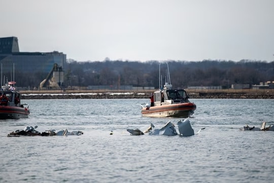 Đã tìm thấy tất cả 67 thi thể trong vụ tai nạn máy bay ở Washington