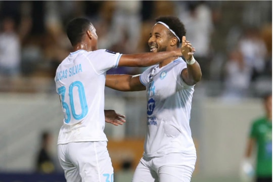 Tiền đạo Xuân Son nhận giải thưởng bất ngờ dù dính chấn thương?