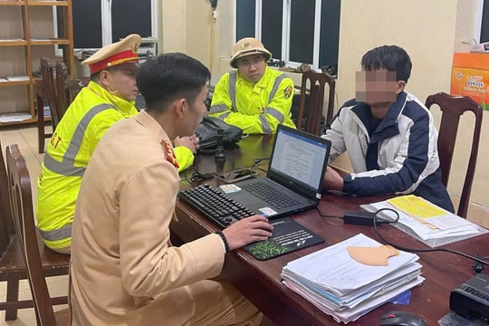 Cản trở đoàn xe ưu tiên trên Quốc lộ 2, nam tài xế bị xử phạt