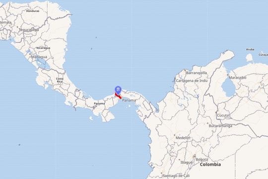 Trung Quốc kêu gọi Panama 'loại bỏ sự can thiệp từ bên ngoài'