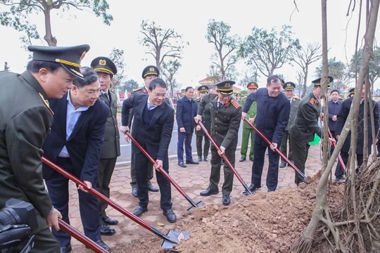 Bộ Công an phát động “Tết trồng cây năm 2025 - Vì một Việt Nam xanh”