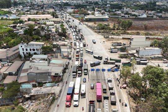 Duy tu, bảo trì Quốc lộ 51 ngay từ đầu năm để đảm bảo an toàn giao thông