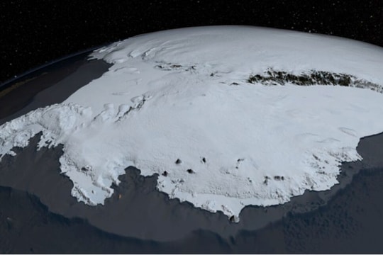 'Nhiều hơn tất cả dầu mỏ trên Trái Đất': Nga tìm thấy một mỏ dầu khổng lồ… ở một quốc gia khác