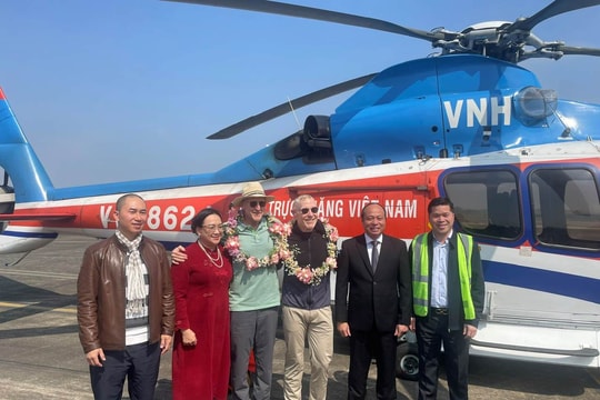 Hai triệu phú thế giới đi trực thăng đến Quảng Ninh du lịch