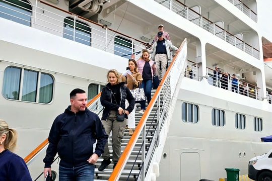 Quảng Ninh: Phấn đấu tăng trưởng kinh tế GRDP năm 2025 đạt 14%