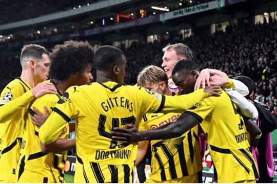 Thắng kịch tính Sporting, Dortmund đặt một chân vào vòng 1/8 Champions League