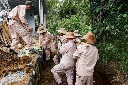 Hoạt động rà phá bom mìn tại Quảng Bình tạm dừng do Mỹ ngừng tài trợ