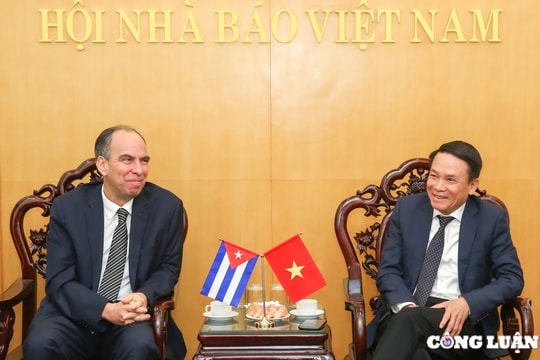 Hội Nhà báo Việt Nam tiếp xã giao đoàn Đại sứ Cuba tại Việt Nam