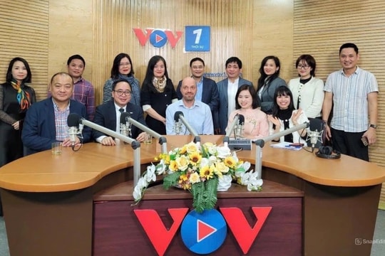 Nâng cao vai trò của phát thanh và biến đổi khí hậu