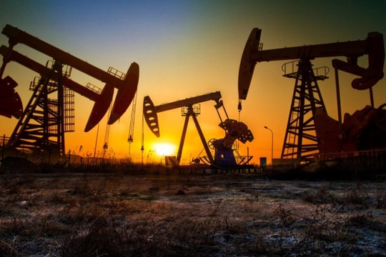 Giá dầu giảm do khả năng đạt được thỏa thuận hòa bình với Ukraine