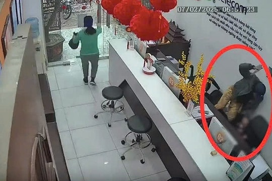 Đã bắt giữ người đàn ông cầm dao uy hiếp nữ nhân viên bán hàng ở Nam Định