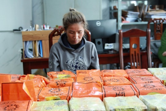 Phá đường dây mua bán, vận chuyển ma túy xuyên quốc gia, thu giữ 30 kg ma túy đá