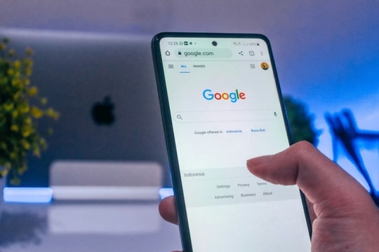 Google Pixel sắp có chế độ AI cho tìm kiếm trực tiếp từ màn hình chính