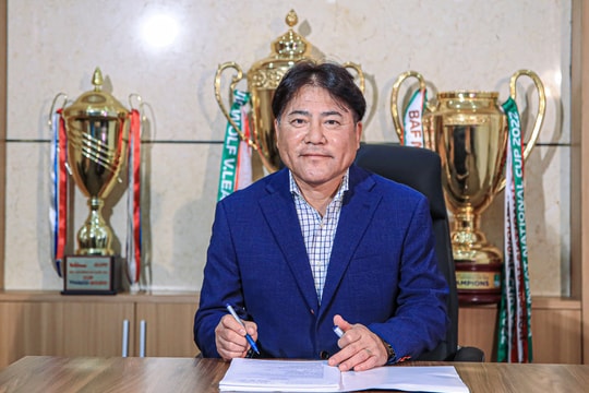 Hà Nội FC công bố tân huấn luyện viên mới người Nhật Bản