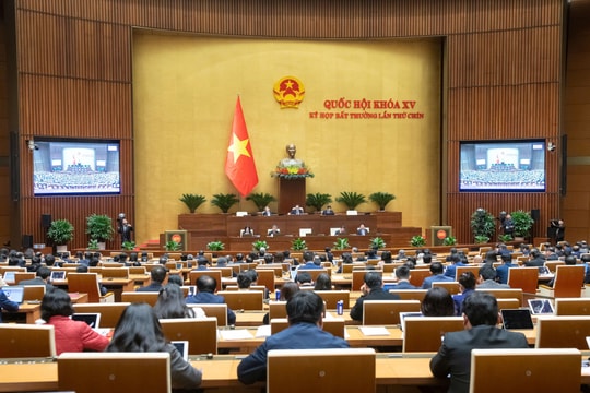 Quốc hội họp riêng về công tác nhân sự