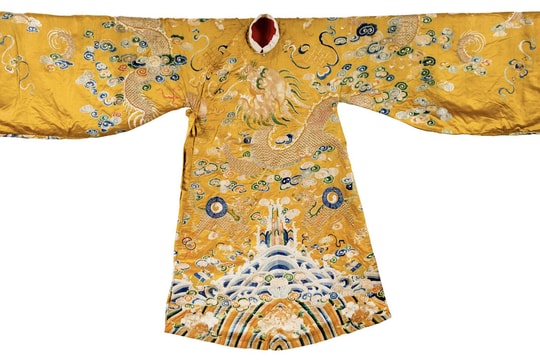 Hàng loạt cổ vật quý triều Nguyễn sắp lên sàn đấu giá ở Pháp